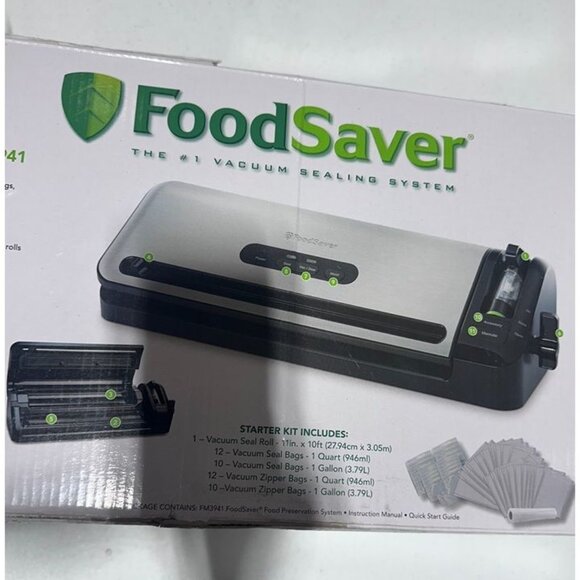 Foodsaver Vacuum Sealing System With Handheld Sealer FM3941 - Picture 1 of 3